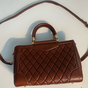 PIJUSHI | Quilted Leather Tote w/ Gold Accents | Tan